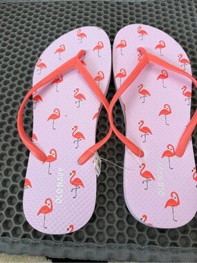 Old Navy Pink Flip Flops with Coral Straps and Flamingo Print